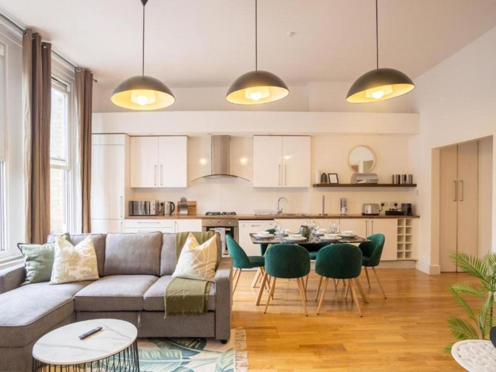 Three Bed With City View Shoreditch Perfect For Business Corporate By Belvilla Appartement Londres