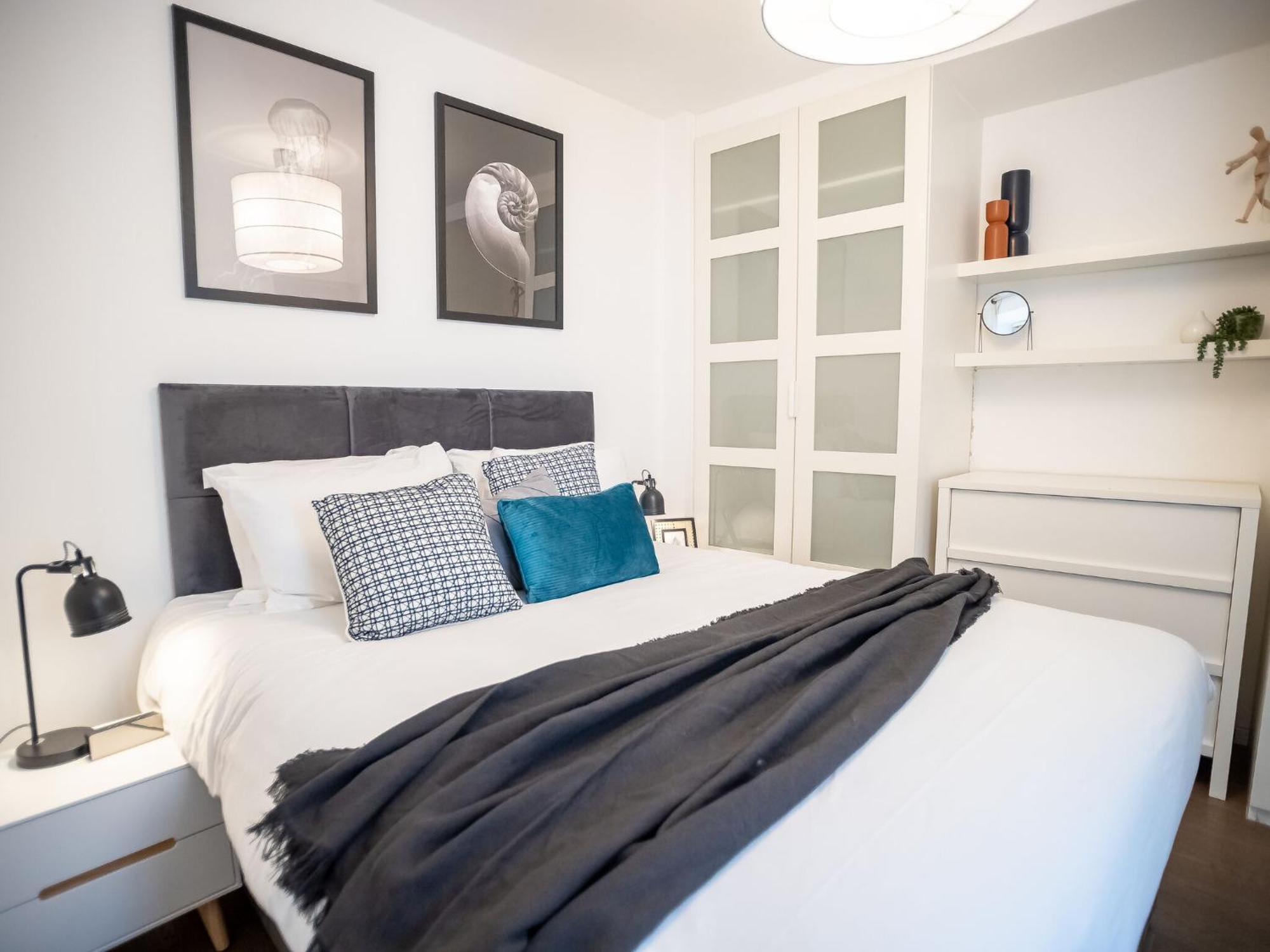 Three Bed With City View Shoreditch Perfect For Business Corporate By Belvilla