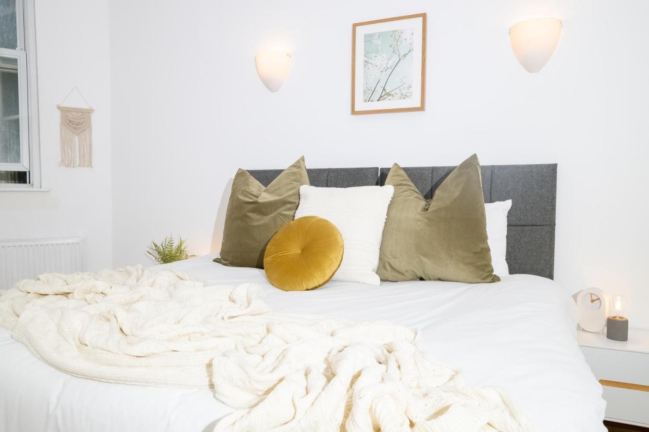 Three Bed With City View Shoreditch Perfect For Business Corporate By Belvilla * Londen